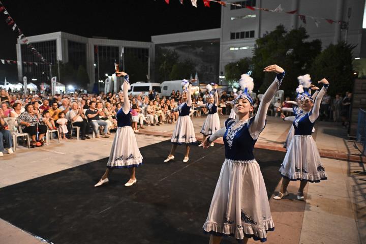 Muratpaşa’da renkli buluşma